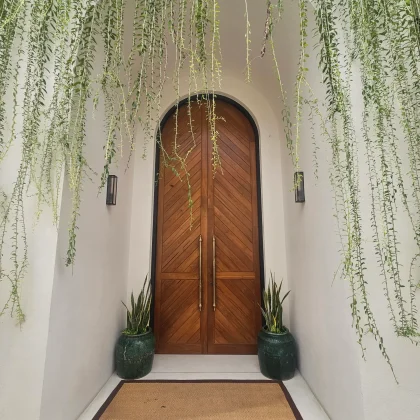 Minimal Green Elegance for Project Dushyanti